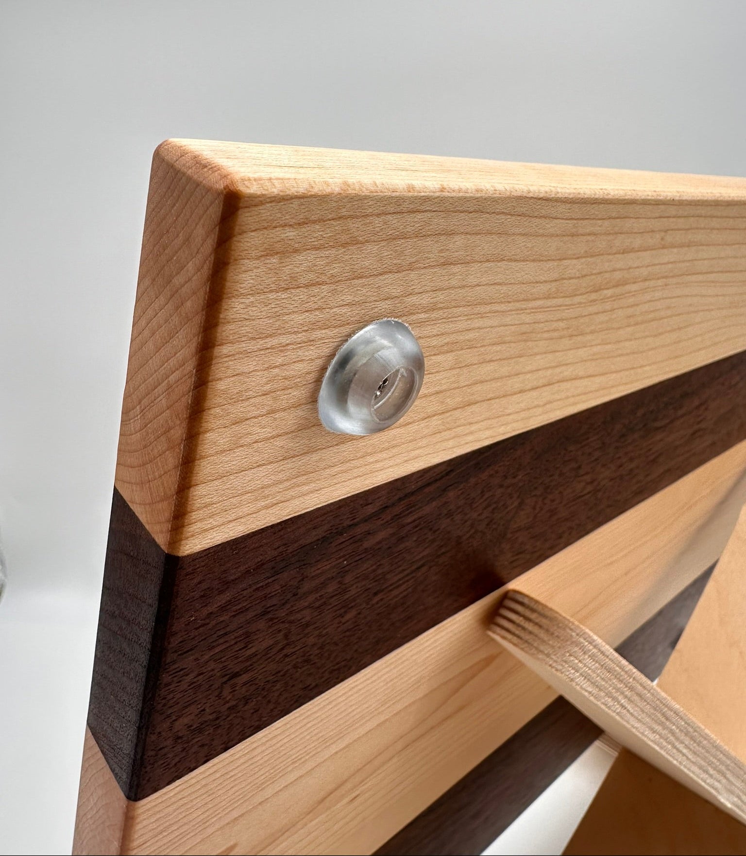 Cutting Board – Non‑Slip Rubber Feet for Kitchen Prep and Charcuterie